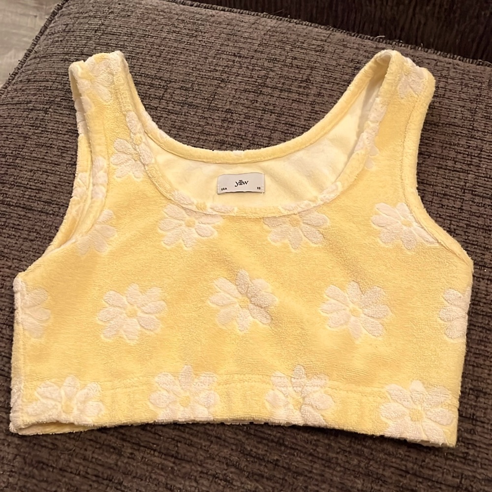 Yllw Daisy print top